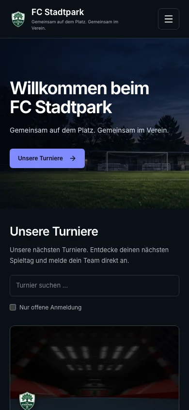 Mobile Vereinsseite mit Turnierübersicht und Anmeldebutton.